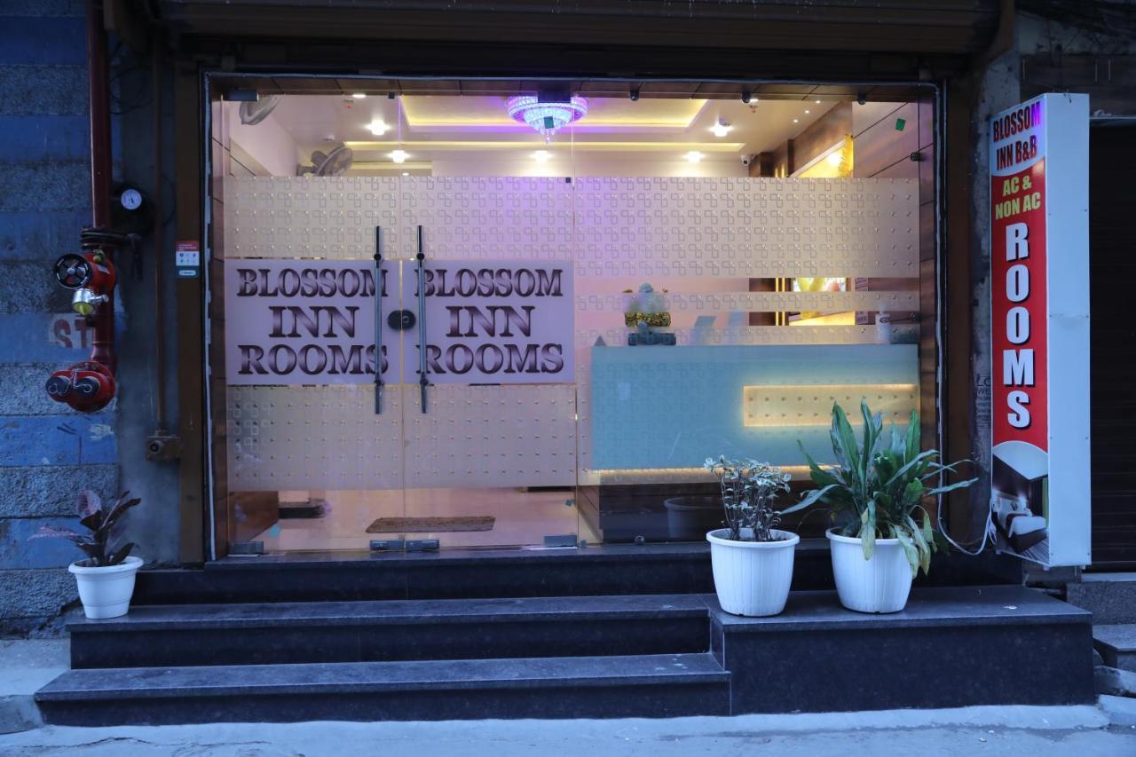 Hotel Blossom Inn Αμριτσάρ Εξωτερικό φωτογραφία